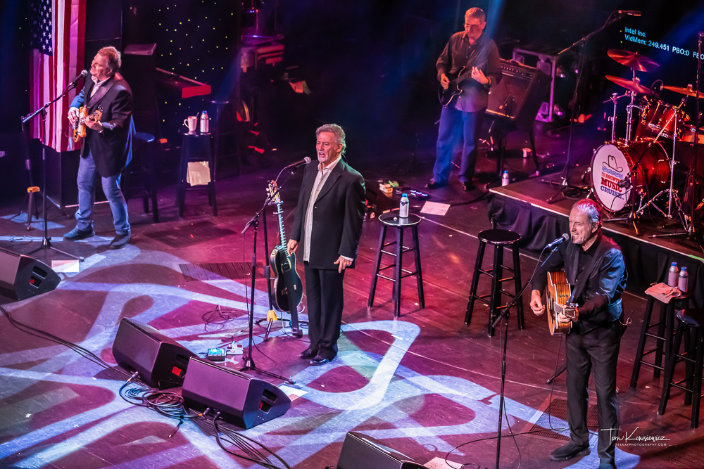The Gatlin Brothers live performance